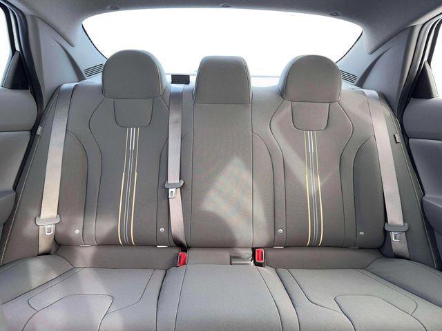 Hyundai Elantra  2026