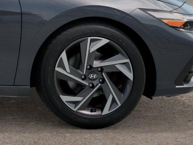 Hyundai Elantra  2026