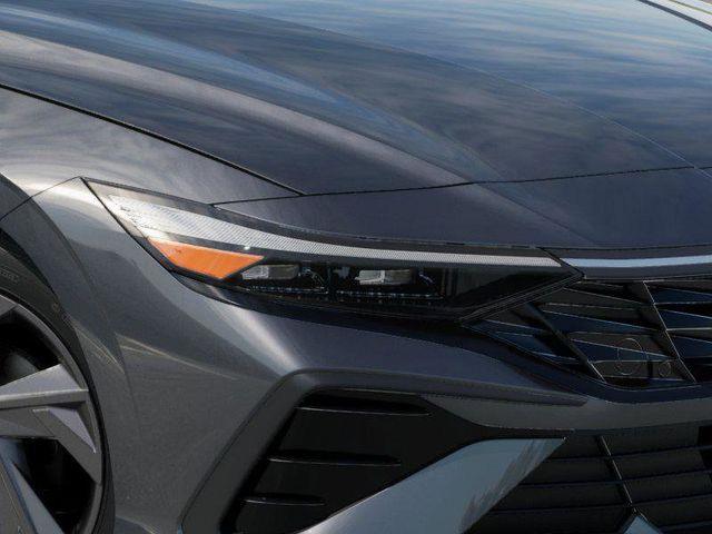 Hyundai Elantra  2026