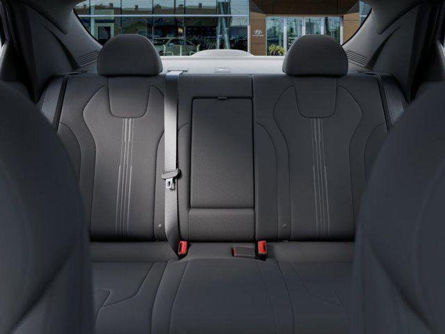 Hyundai Elantra  2026