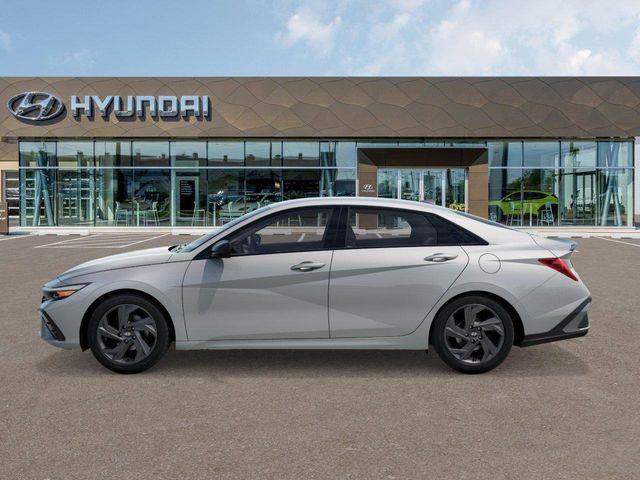 Hyundai Elantra  2026