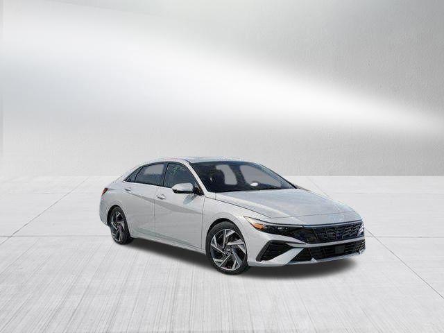 Hyundai Elantra  2026