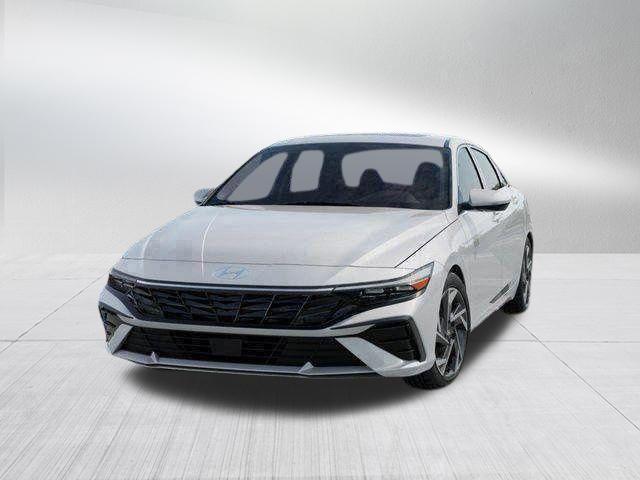 Hyundai Elantra  2026