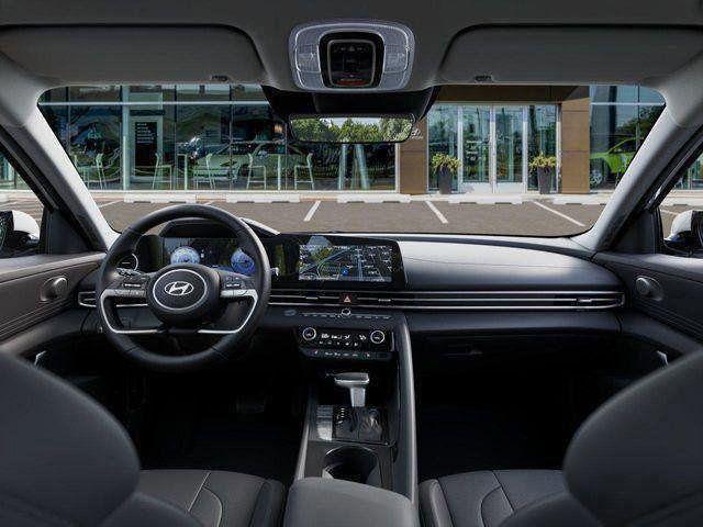 Hyundai Elantra  2026