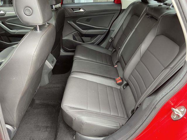 Volkswagen Jetta  2021