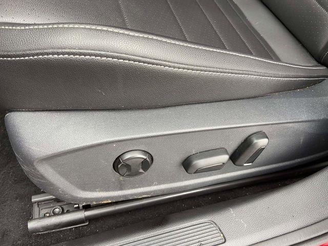 Volkswagen Jetta  2021