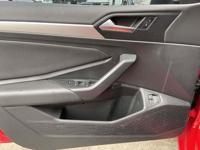 Volkswagen Jetta  2021