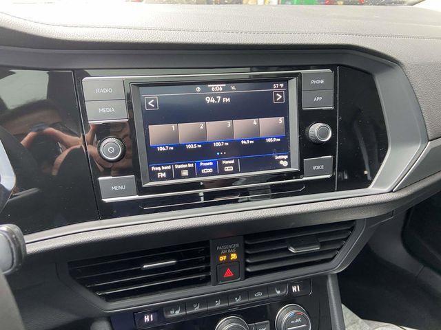 Volkswagen Jetta  2021