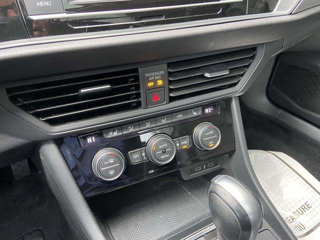 Volkswagen Jetta  2021