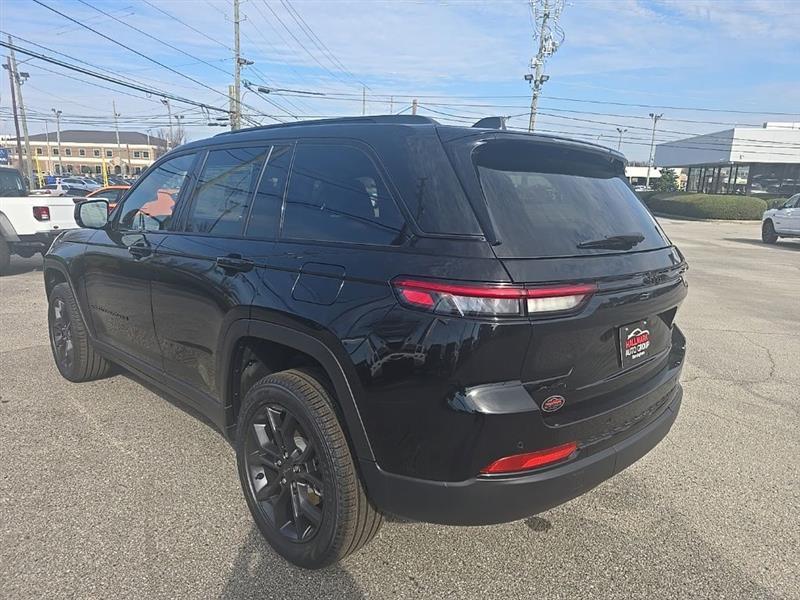 Jeep Grand Cherokee  2025