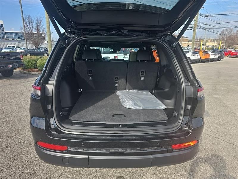 Jeep Grand Cherokee  2025