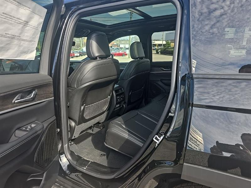 Jeep Grand Cherokee  2025