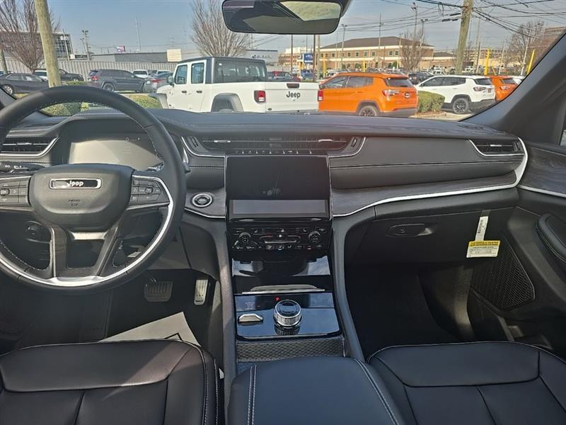 Jeep Grand Cherokee  2025