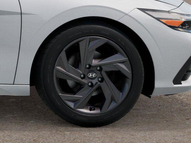 Hyundai Elantra  2026