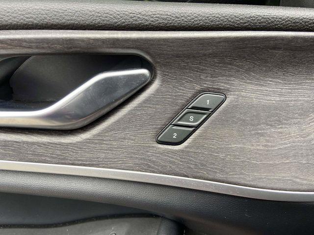 Jeep Grand Cherokee  2021