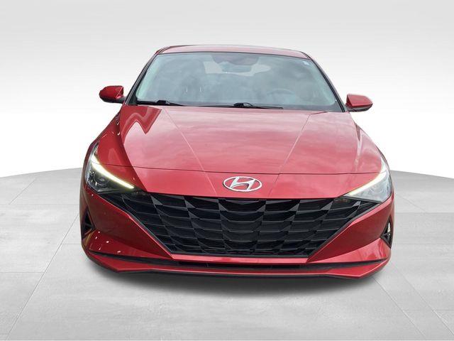 Hyundai Elantra  2023