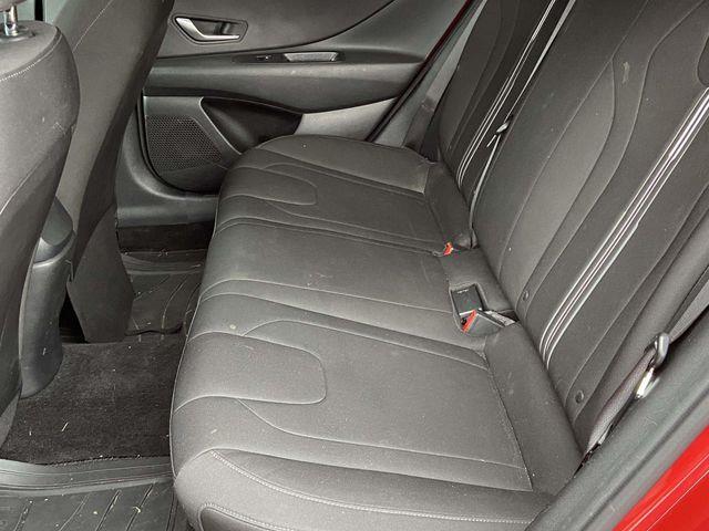 Hyundai Elantra  2023