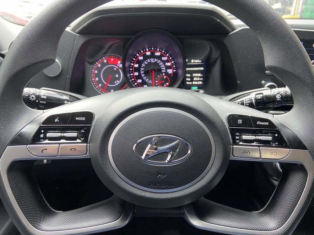 Hyundai Elantra  2023