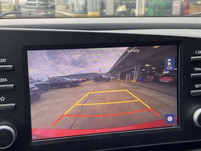 Hyundai Elantra  2023