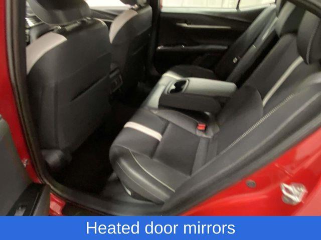 Toyota Camry Hybrid  2025