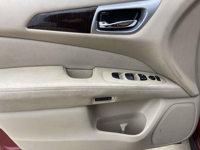 Nissan Pathfinder  2016