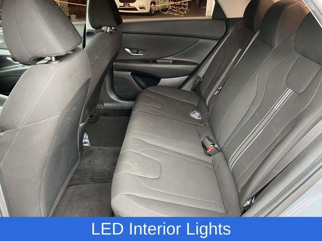 Hyundai Elantra  2023