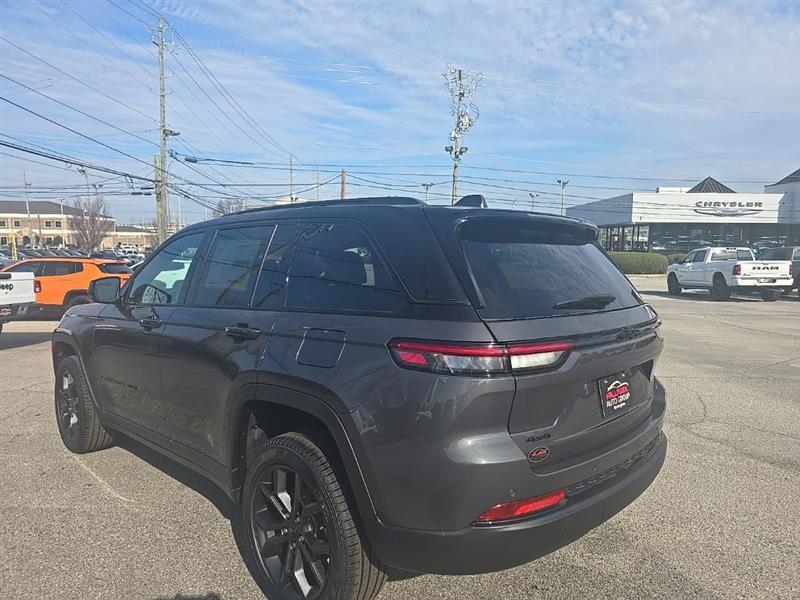 Jeep Grand Cherokee  2025