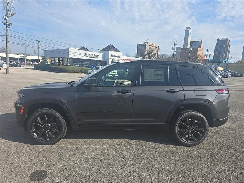 Jeep Grand Cherokee  2025