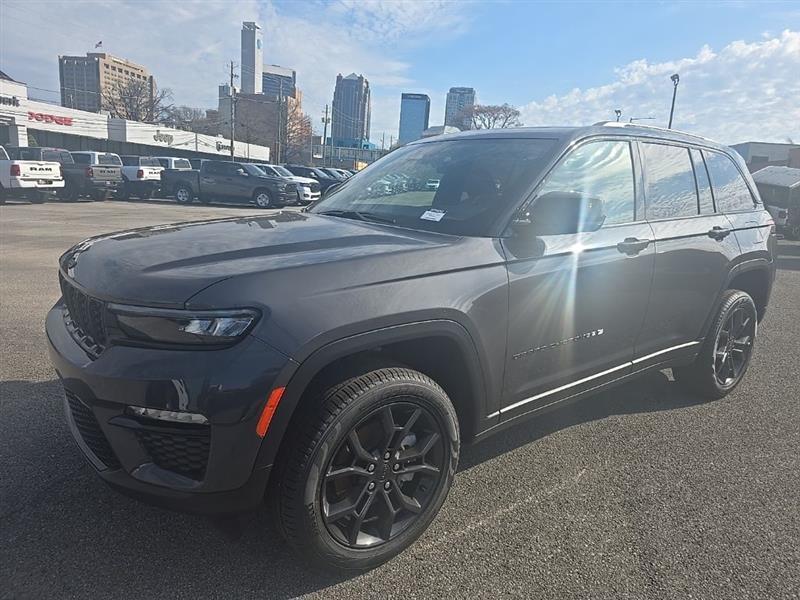 Jeep Grand Cherokee  2025