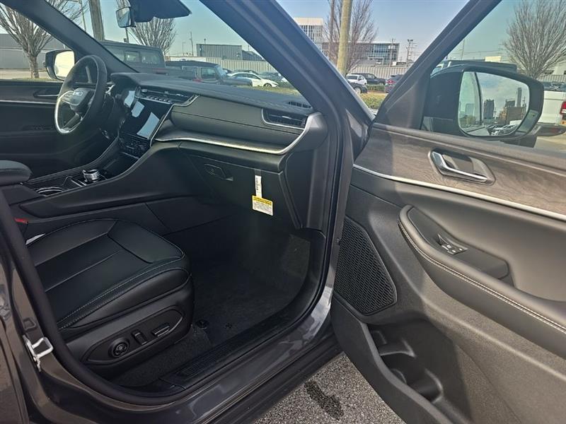 Jeep Grand Cherokee  2025