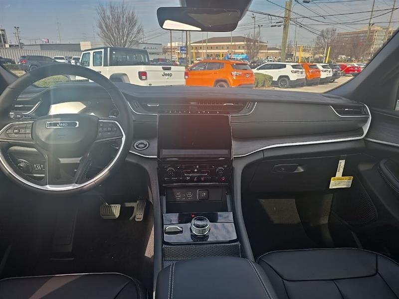 Jeep Grand Cherokee  2025