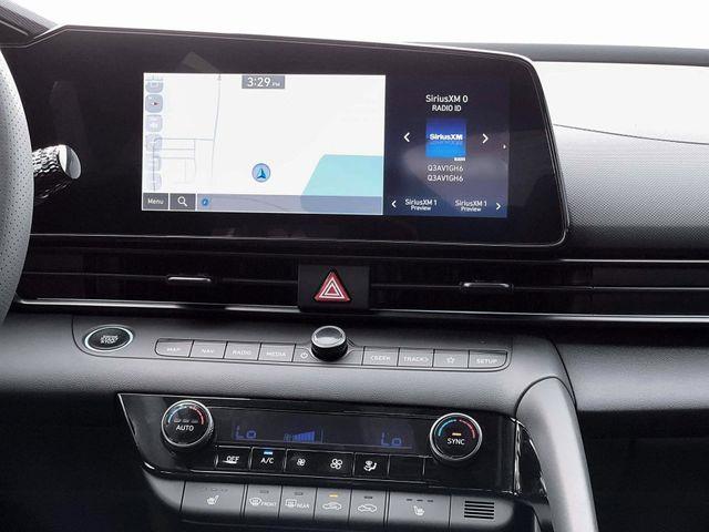 Hyundai Elantra  2026