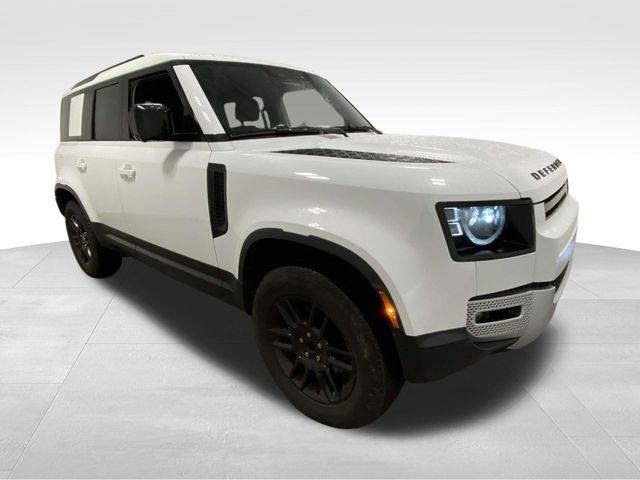 Land Rover Defender  2025