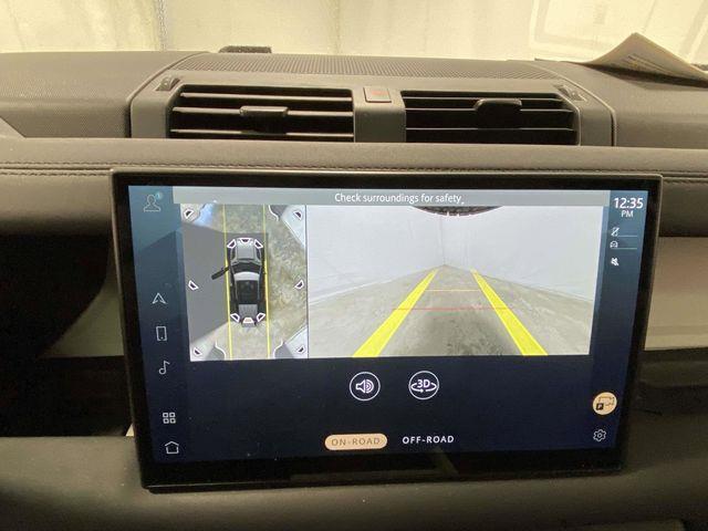 Land Rover Defender  2025