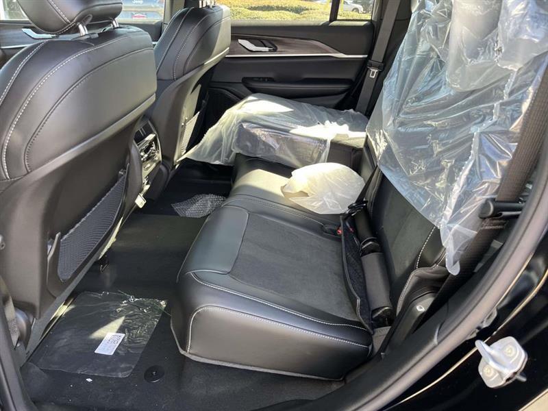 Jeep Grand Cherokee  2026