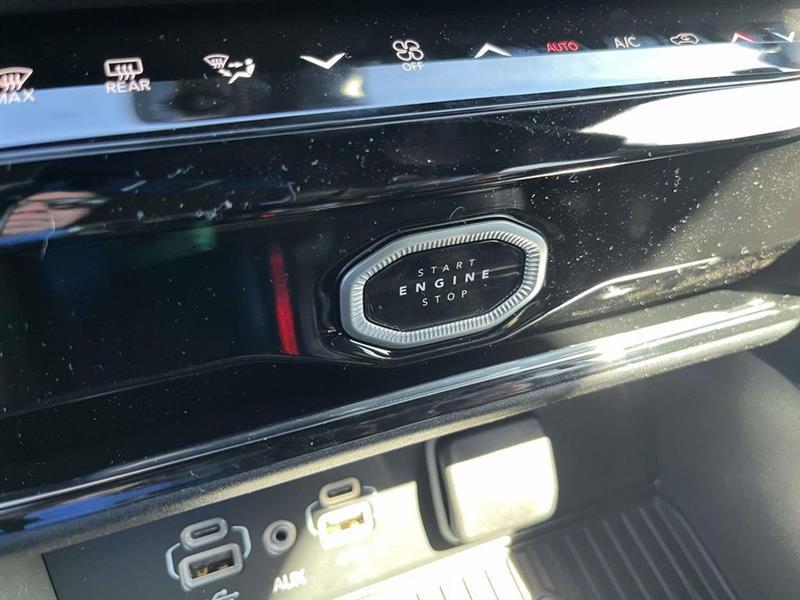 Jeep Grand Cherokee  2026