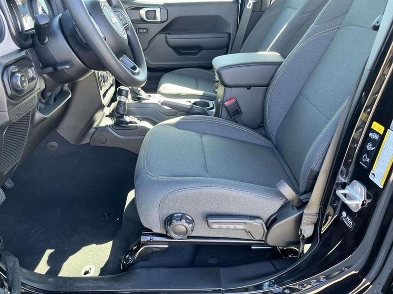 Jeep Gladiator  2026