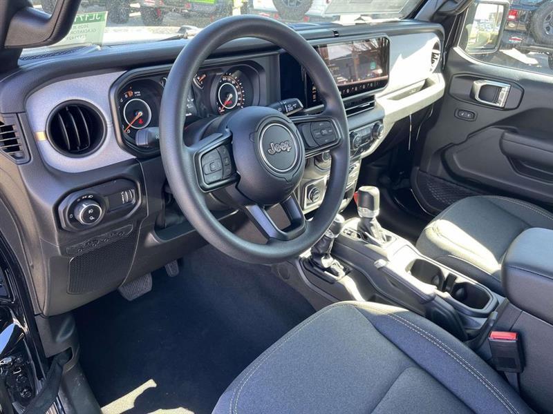 Jeep Gladiator  2026