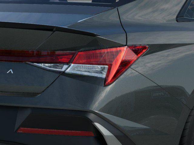 Hyundai Elantra  2026