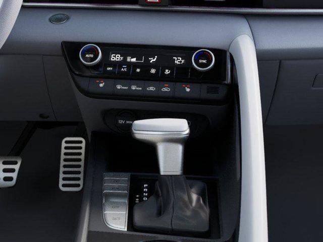 Hyundai Elantra  2026