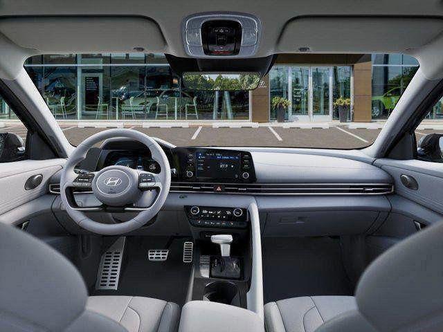 Hyundai Elantra  2026