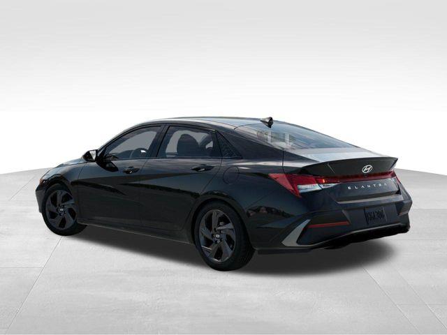 Hyundai Elantra  2026