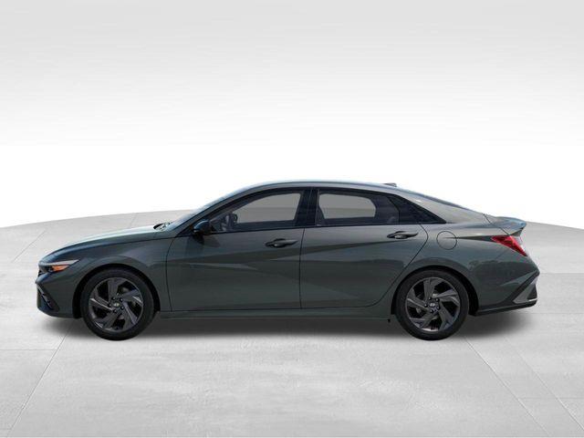 Hyundai Elantra  2026