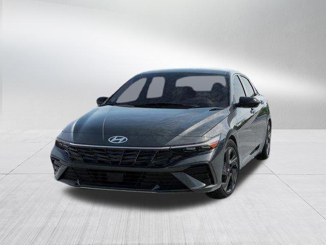 Hyundai Elantra  2026