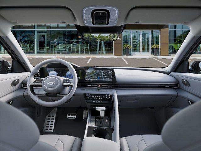 Hyundai Elantra Hybrid  2026