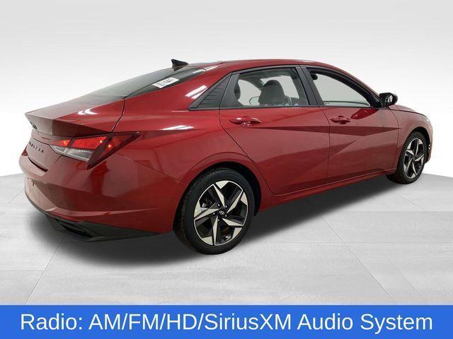 Hyundai Elantra  2023