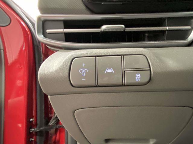 Hyundai Elantra  2023