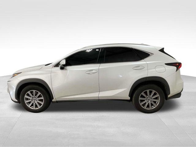 Lexus NX 300  2020