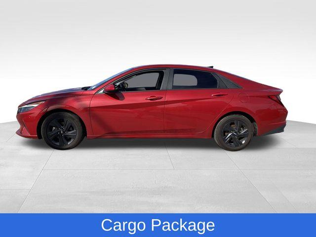 Hyundai Elantra  2023