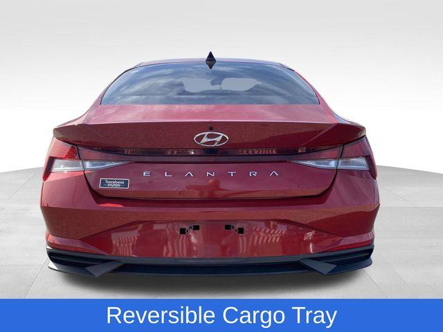 Hyundai Elantra  2023